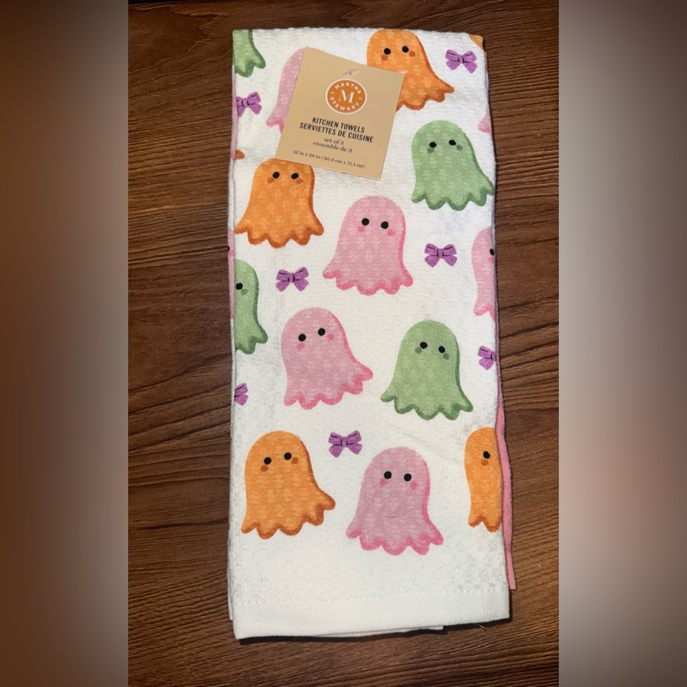 Martha Stewart Set of 3 Ghost Kitchen Towel